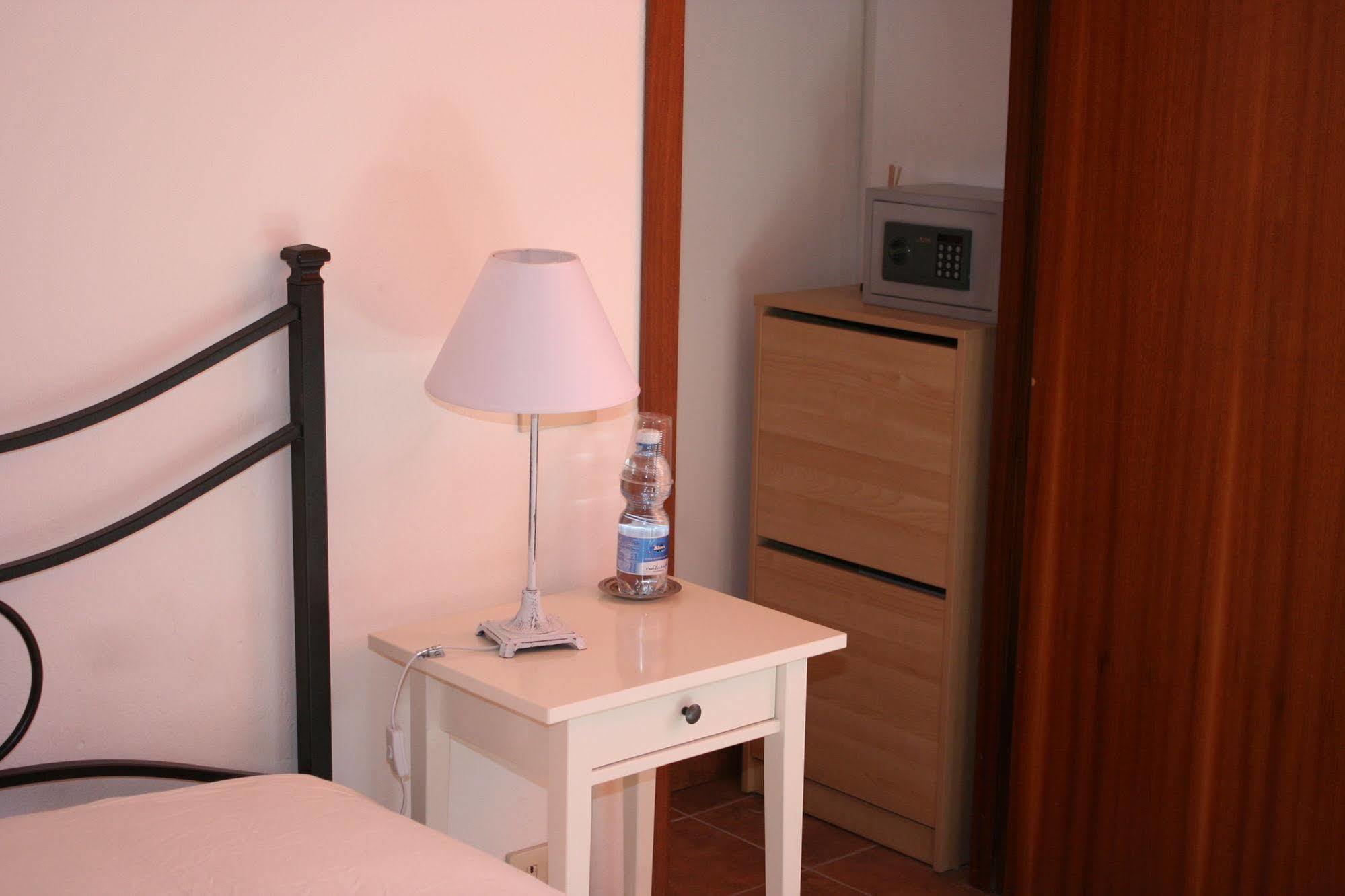 Il Giardino Nel Parco R&B Hotel Bologna Ngoại thất bức ảnh